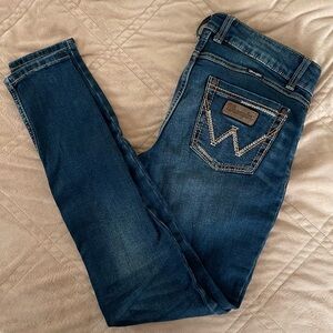 Wrangler Retro® Mae Skinny Jean Mid-Rise TAYLOR wash